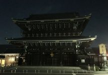 京都、東本願寺、お寺、夜散歩
